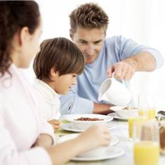 family having a healthy breakfast